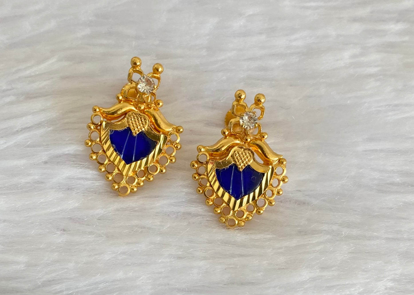 Gold tone blue-white stone palakka kerala style stud/earrings dj-53121
