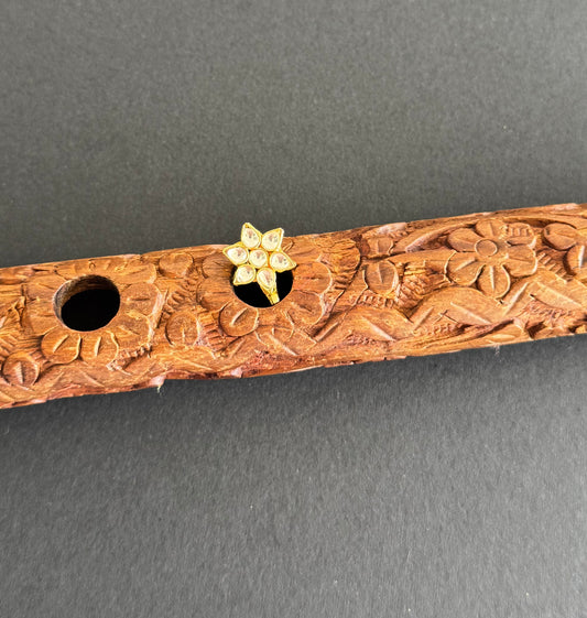 Gold tone white kundan jadau flower Nose Pin Dj-51423