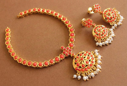 Gold tone coral south Indian style attigai/necklace set DJ18306