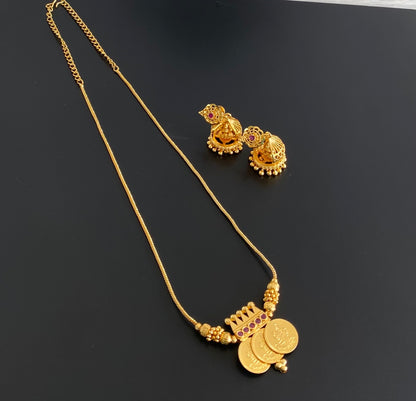 Gold tone kerala style pink stone lakshmi coin necklace set dj-55026