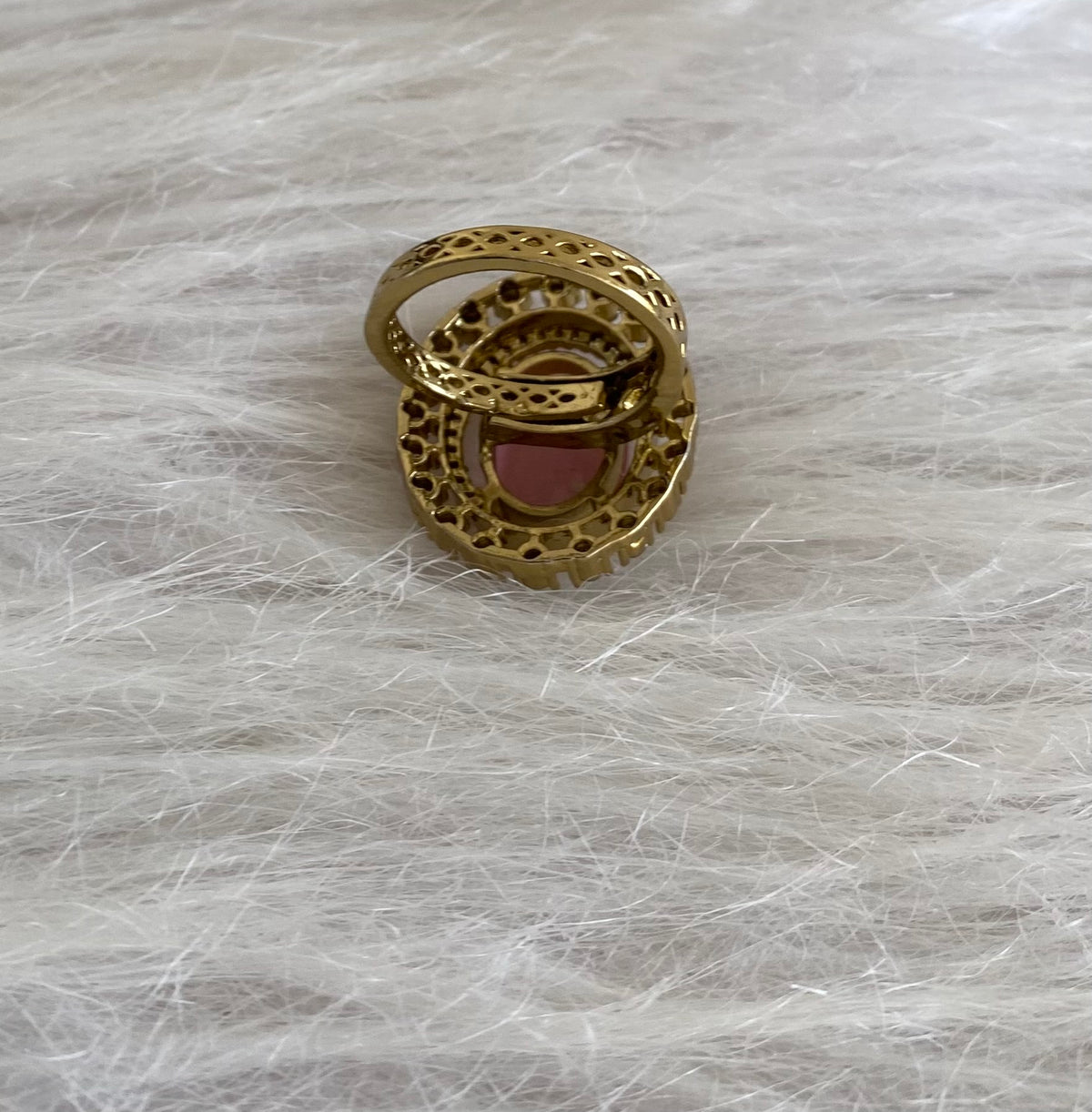 Antique gold tone cz white-baby pink stone finger ring dj-55033