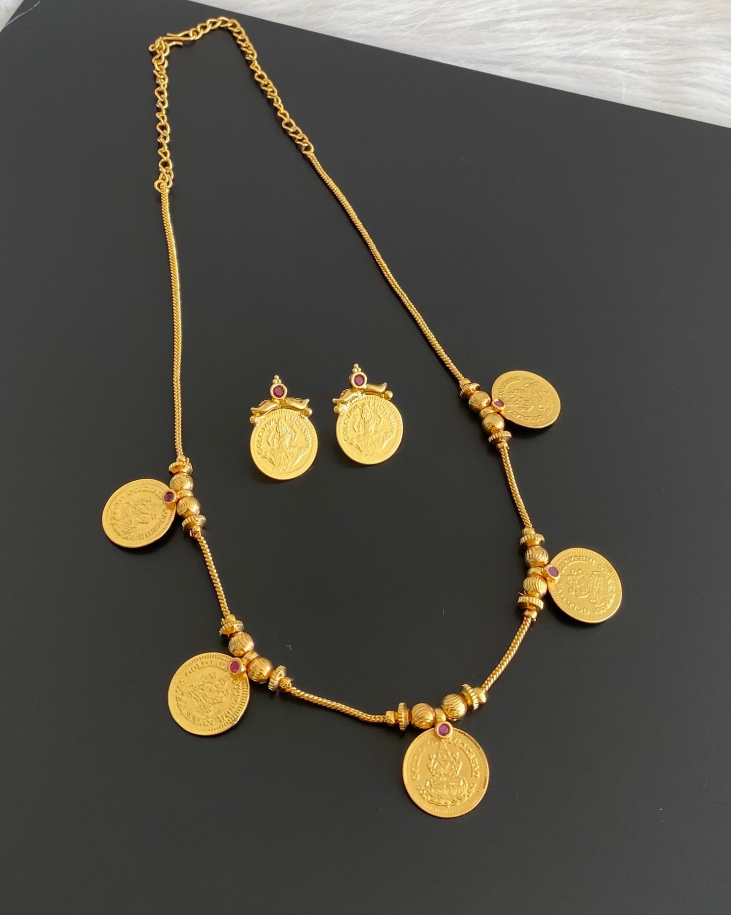 Gold tone pink stone lakshmi coin necklace set dj-54143