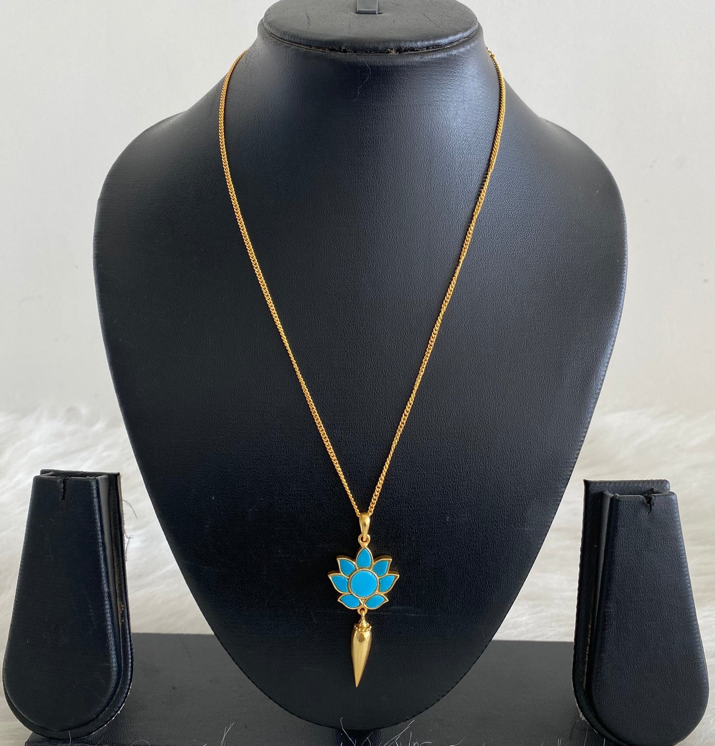 Gold tone blue lotus kundan jadau chain with pendant dj-54498