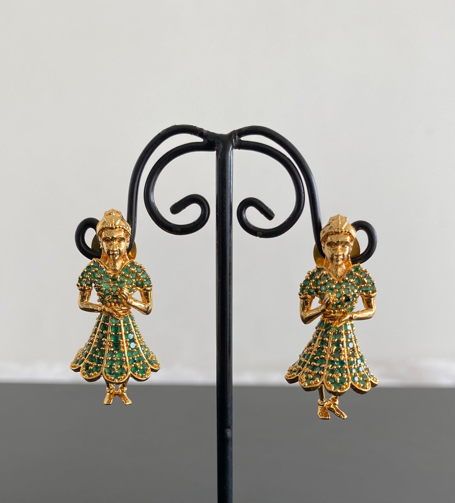 Gold Tone green dancing doll jhumkka DJ29760