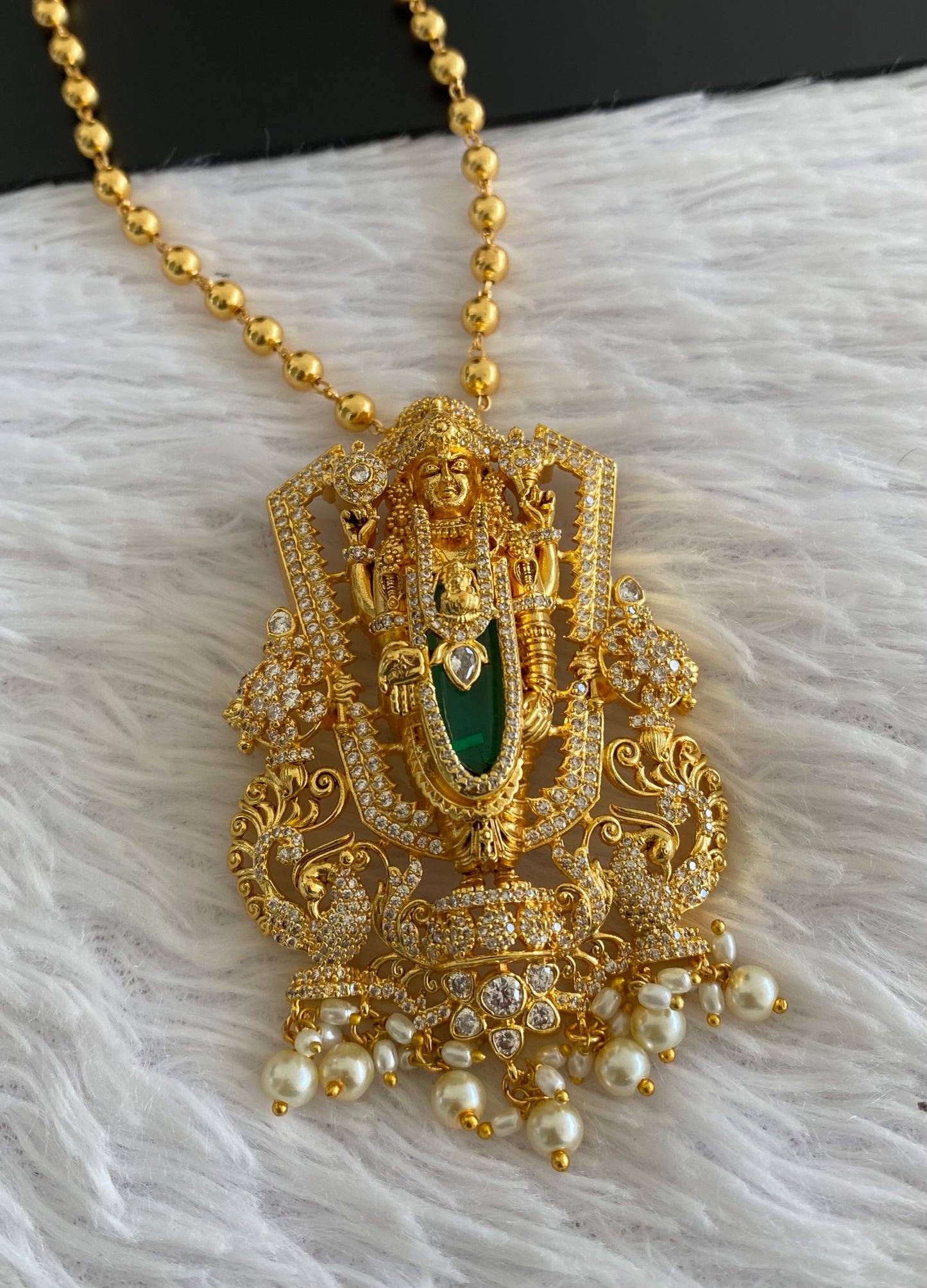 Gold tone 24 inches chain with green Shri Thirumal pearl pendant dj-53250