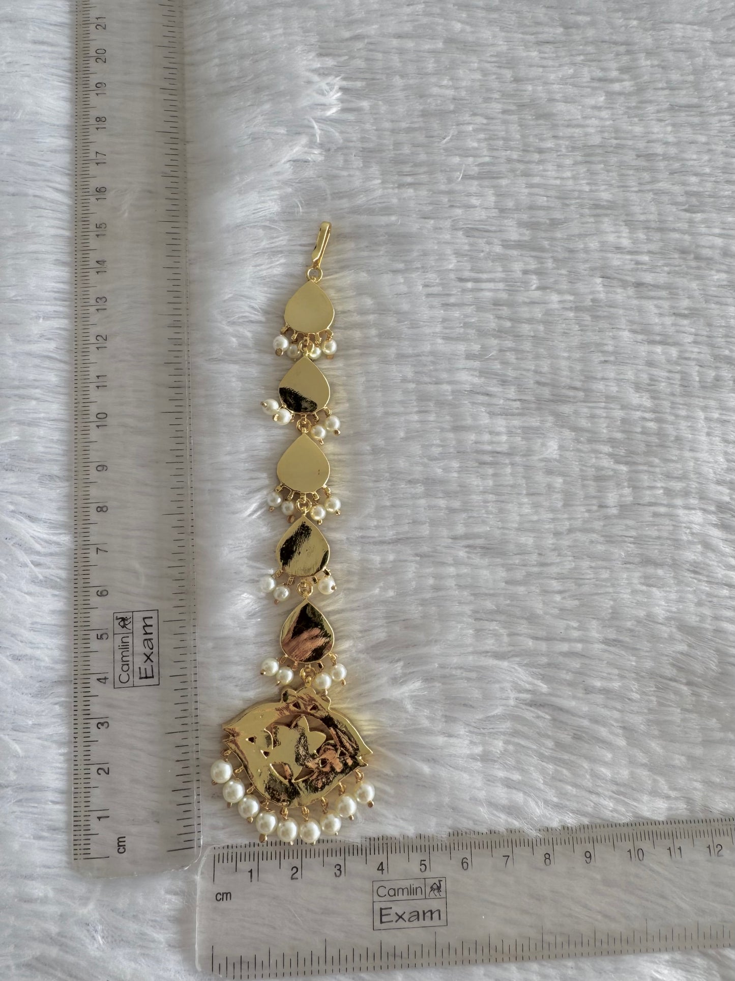 Gold tone precious kemp-green-white pearl tikka dj-52291