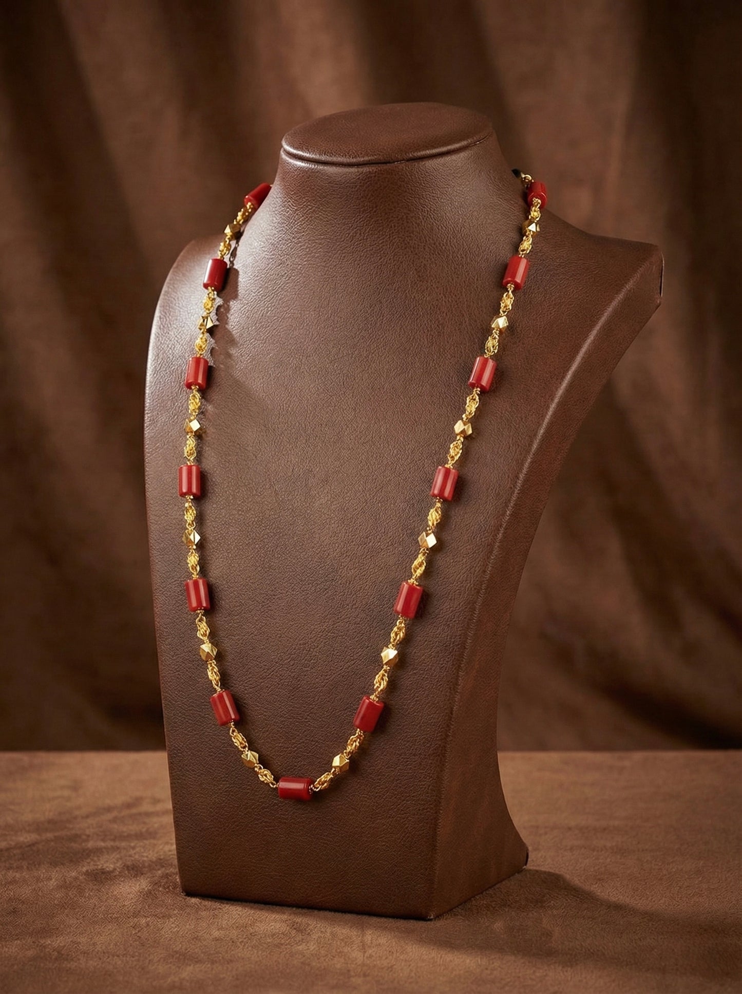 Gold tone 30 inches coral-black beaded chain dj-42635