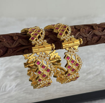 Gold tone pink-white kundan jadau screw type bangles(2.4) dj-51568