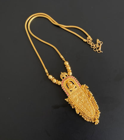 Gold tone kerala style pink stone lakshmi nettipattam chain with pendant dj-54670