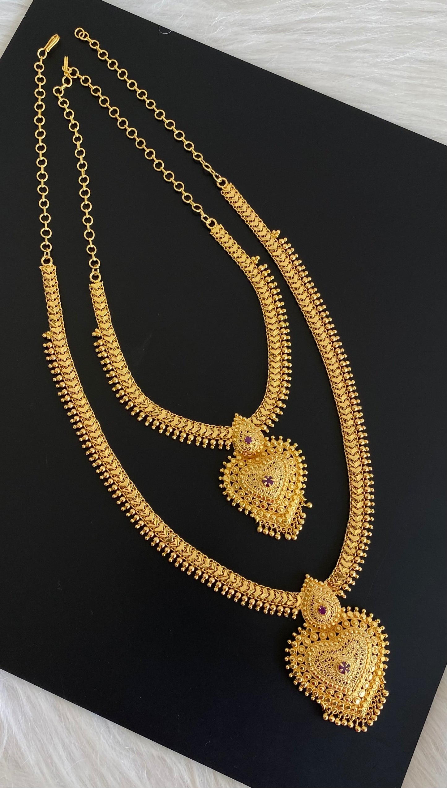 Gold tone ruby stone heart combo set dj-54279