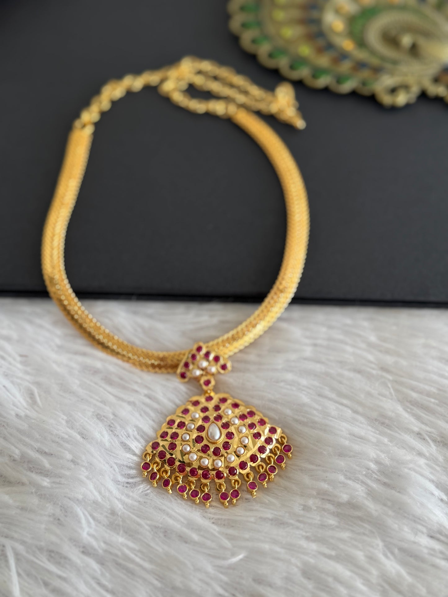 Gold tone South Indian style pink-pearl attigai/necklace dj-52214
