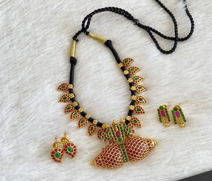 Matte finish Shri Thirumal nama-shanku-chakra mango black thread necklace set dj-53355