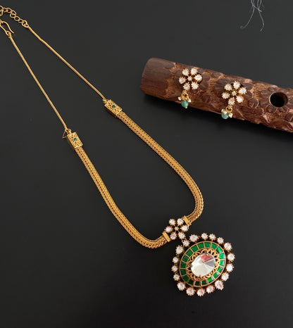 Antique gold tone green-white kundan jadau necklace set dj-54433