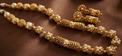 Antique gold tone pearl beaded necklace set-dj07403