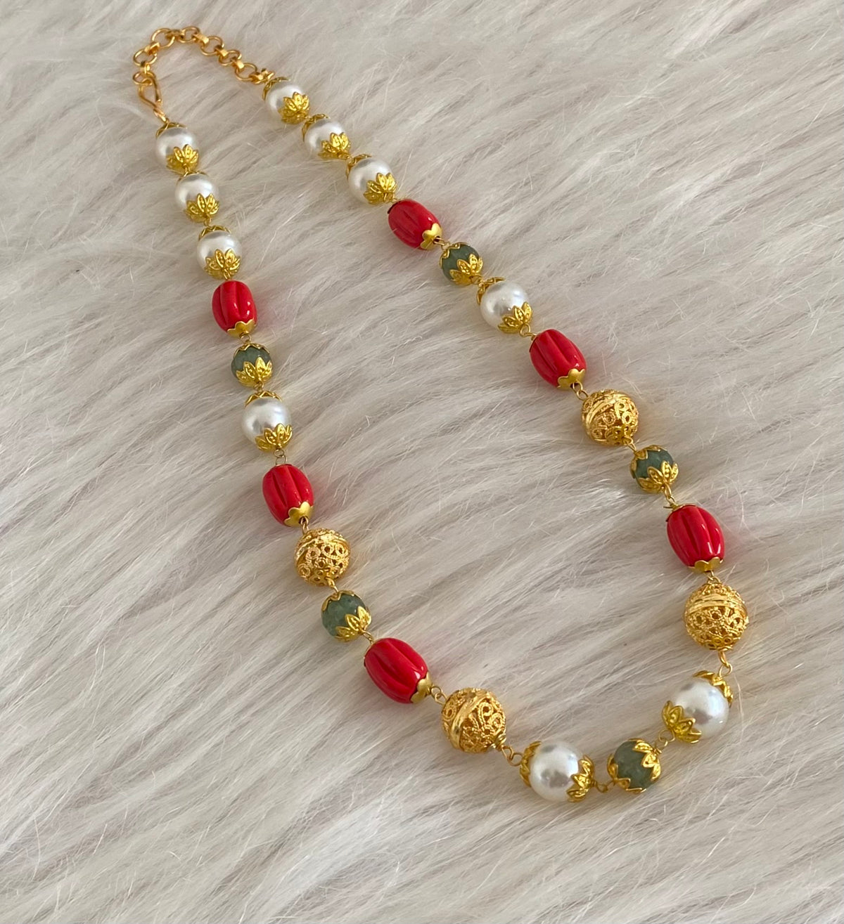 Gold tone coral-pearl gold beaded chain dj-55020