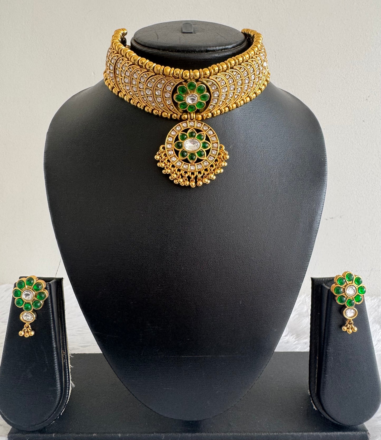 Matte finish green-blue-white flower reversible choker set dj-52144