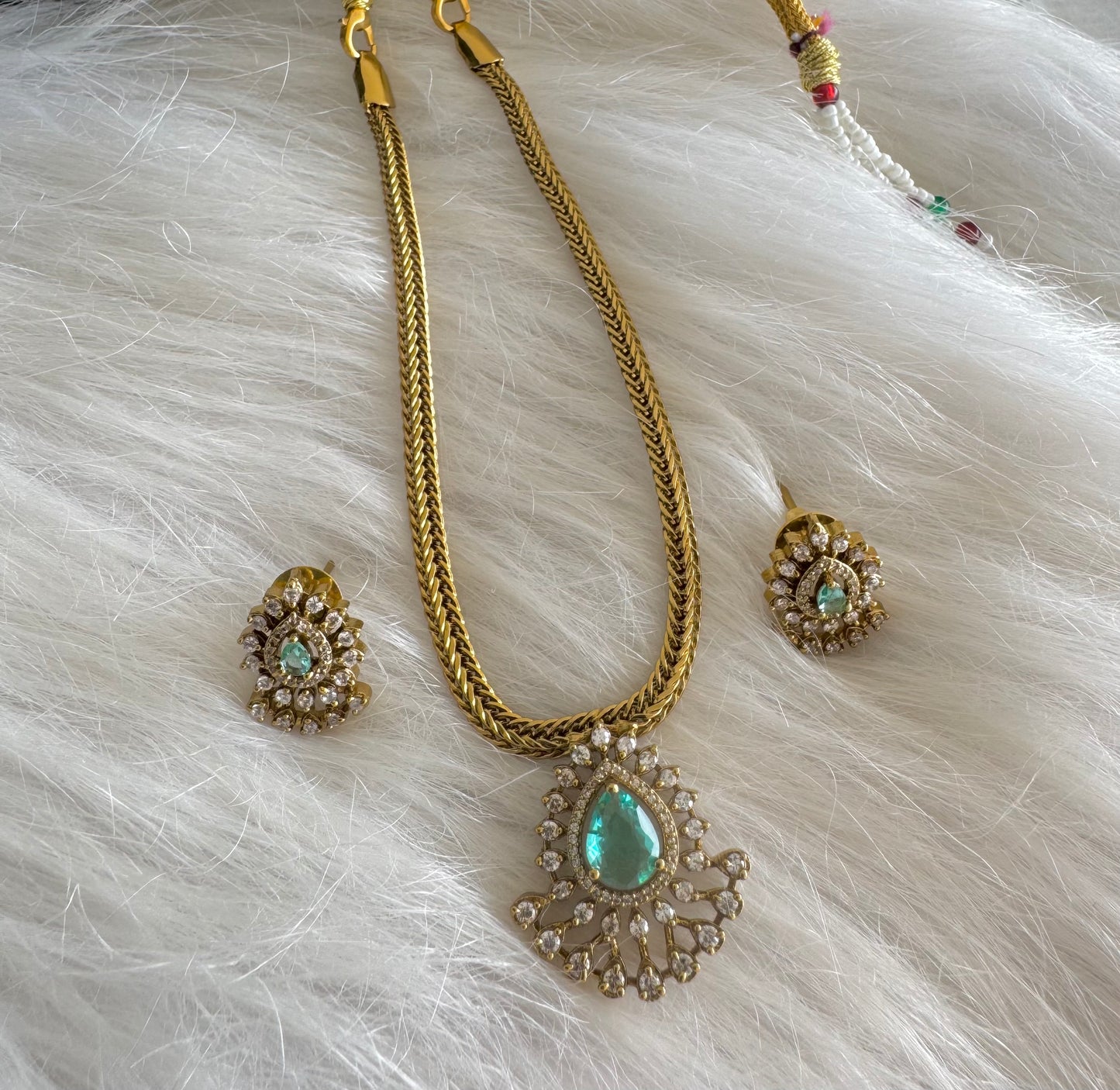 Antique gold tone cz light blue thilak stone necklace set dj-51210