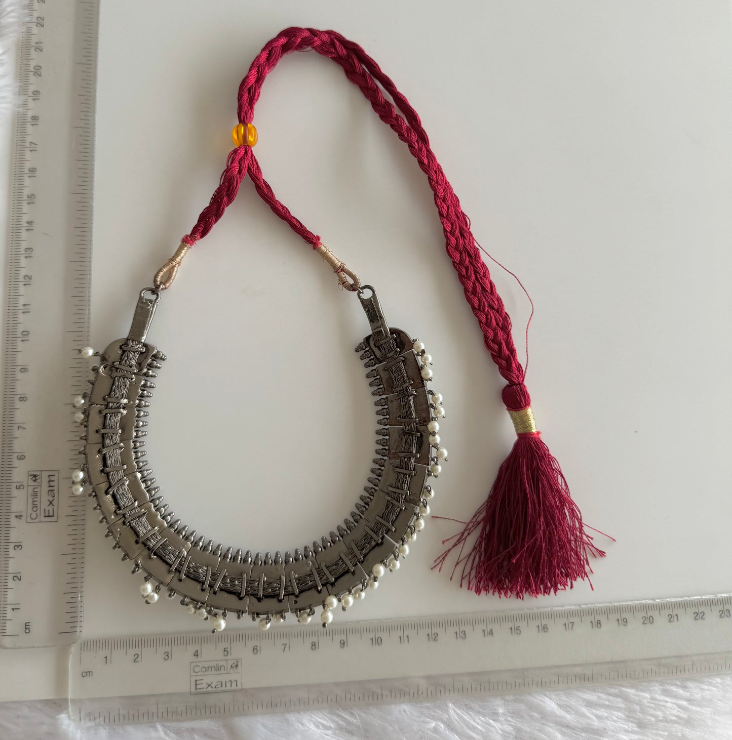 Black finish precious kemp-green pearl poothali necklace Dj-51444