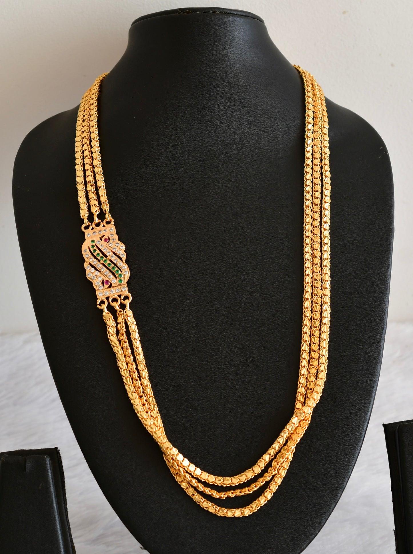 Gold tone 24 inches ruby-green-white triple layer mugappu chain Dj-53309
