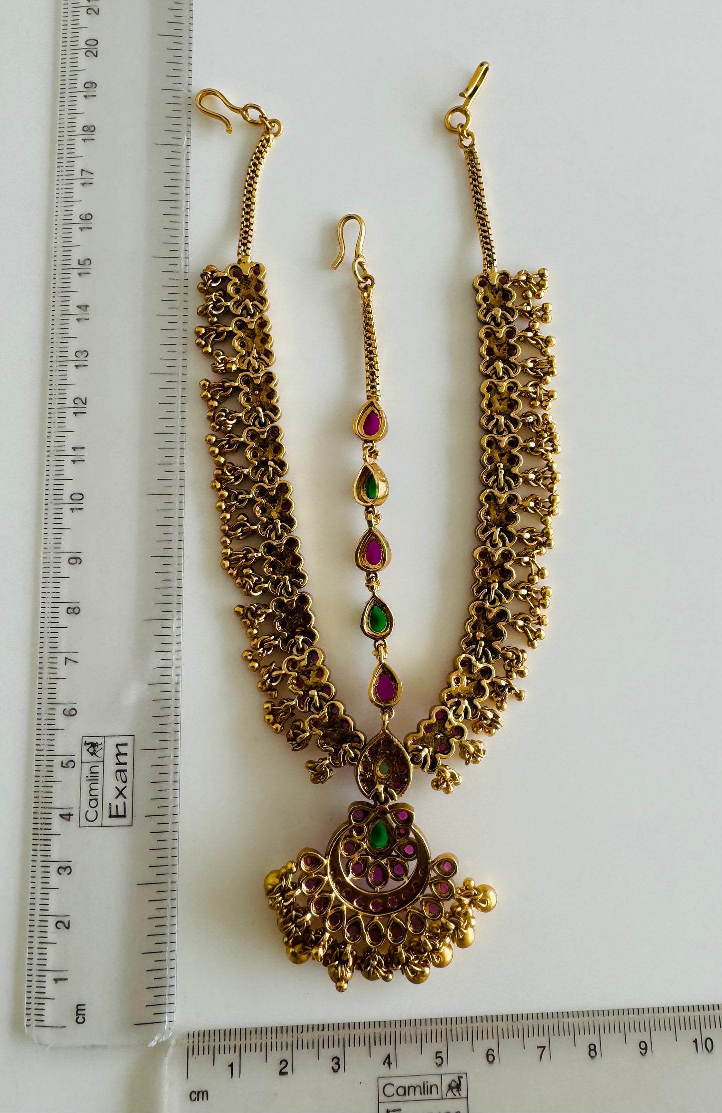 Matte finish kemp-green flower maang tikka dj-51377