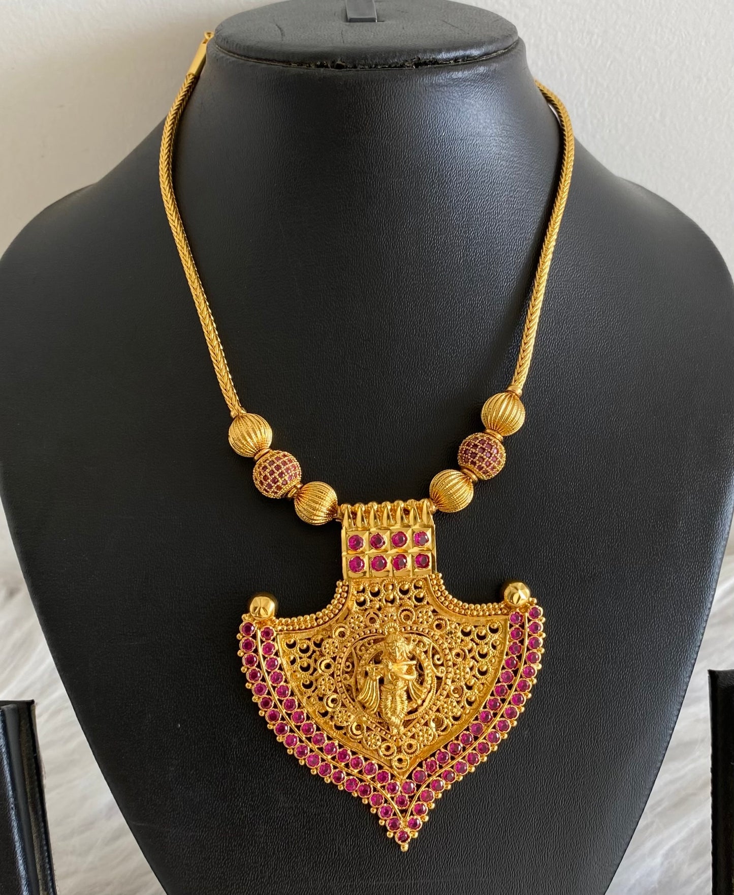 Gold tone ruby stone krishna kerala style kodi necklace dj-54144