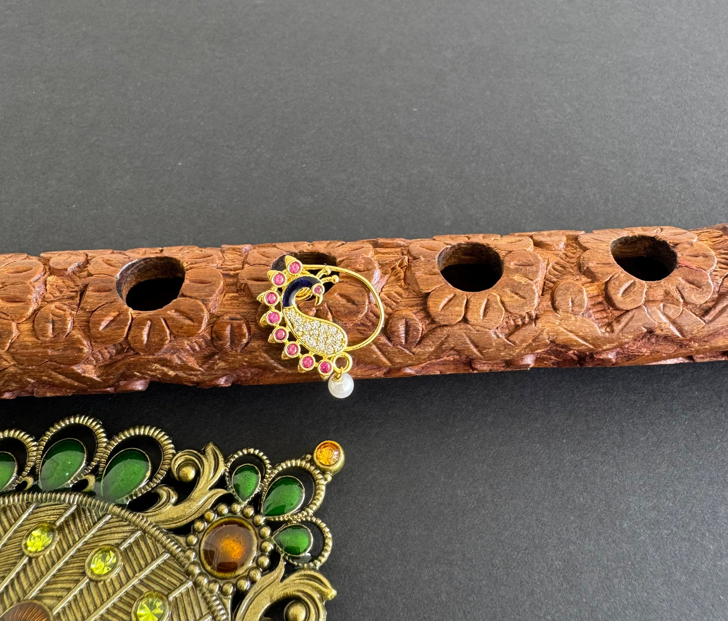 Gold tone pink-blue peacock nose pin Dj-52036