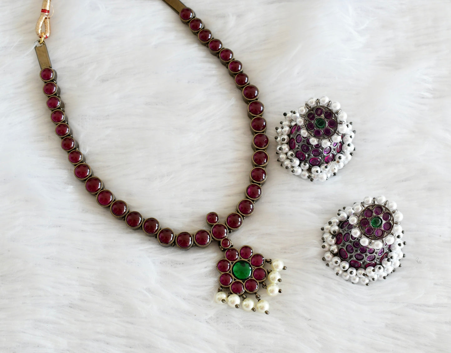 Black finish precious kemp-green pearl flower necklace set dj-53354