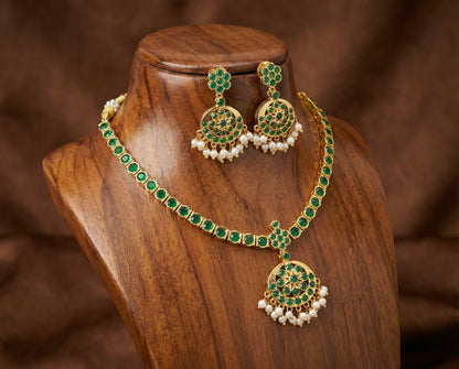 Gold Tone Emerald South Indian Style Necklace/attigai Set dj-18309