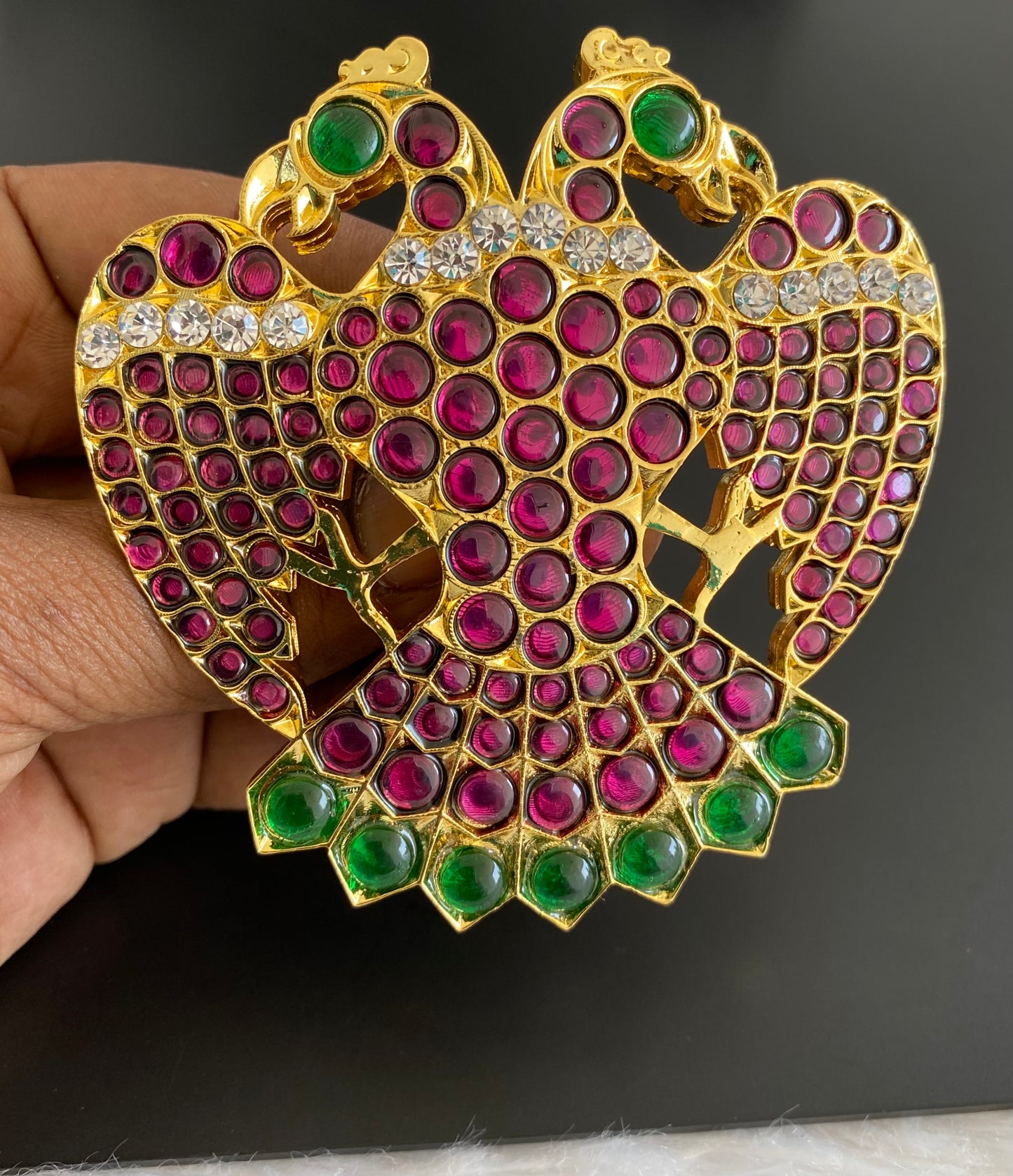 Gold tone precious kemp-green-white ganda berunda hair jewel(rakodi)dj-53365