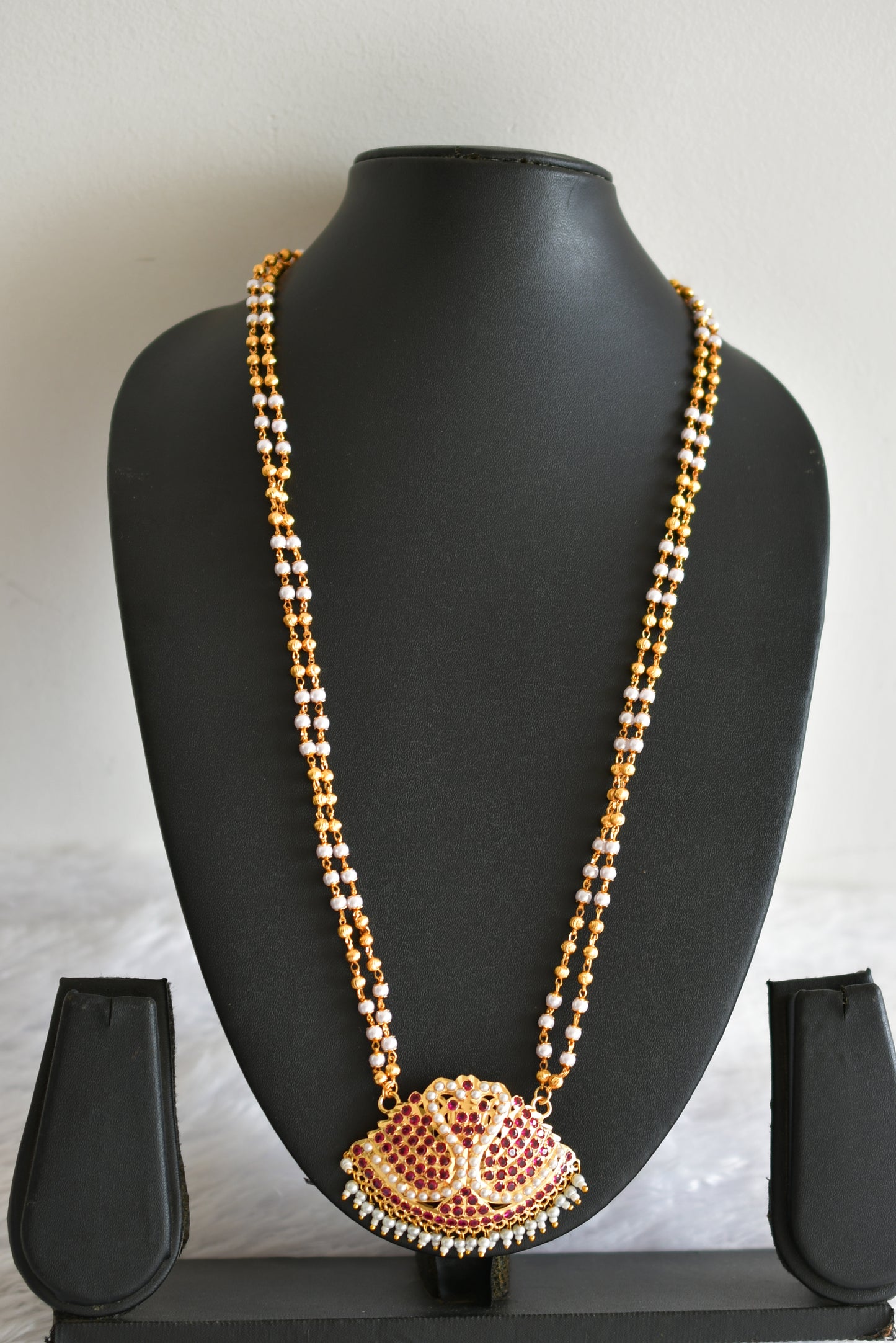 Gold tone 24 inches double layer pearl chain with ad pink-pearl swan pendant dj-51909