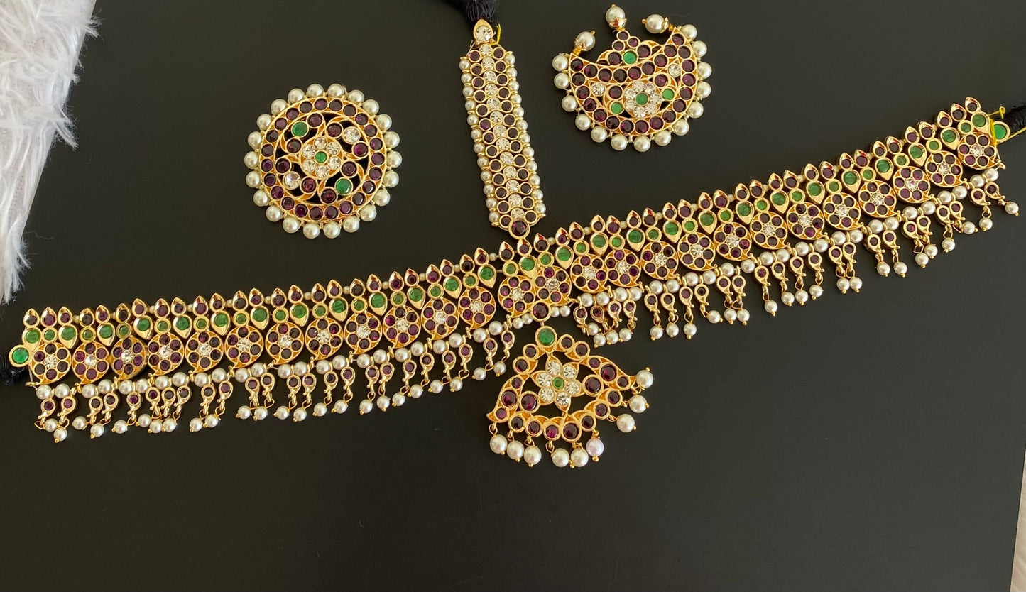 Gold tone precious kemp-green-white pearl mango tikka/head set dj-53645