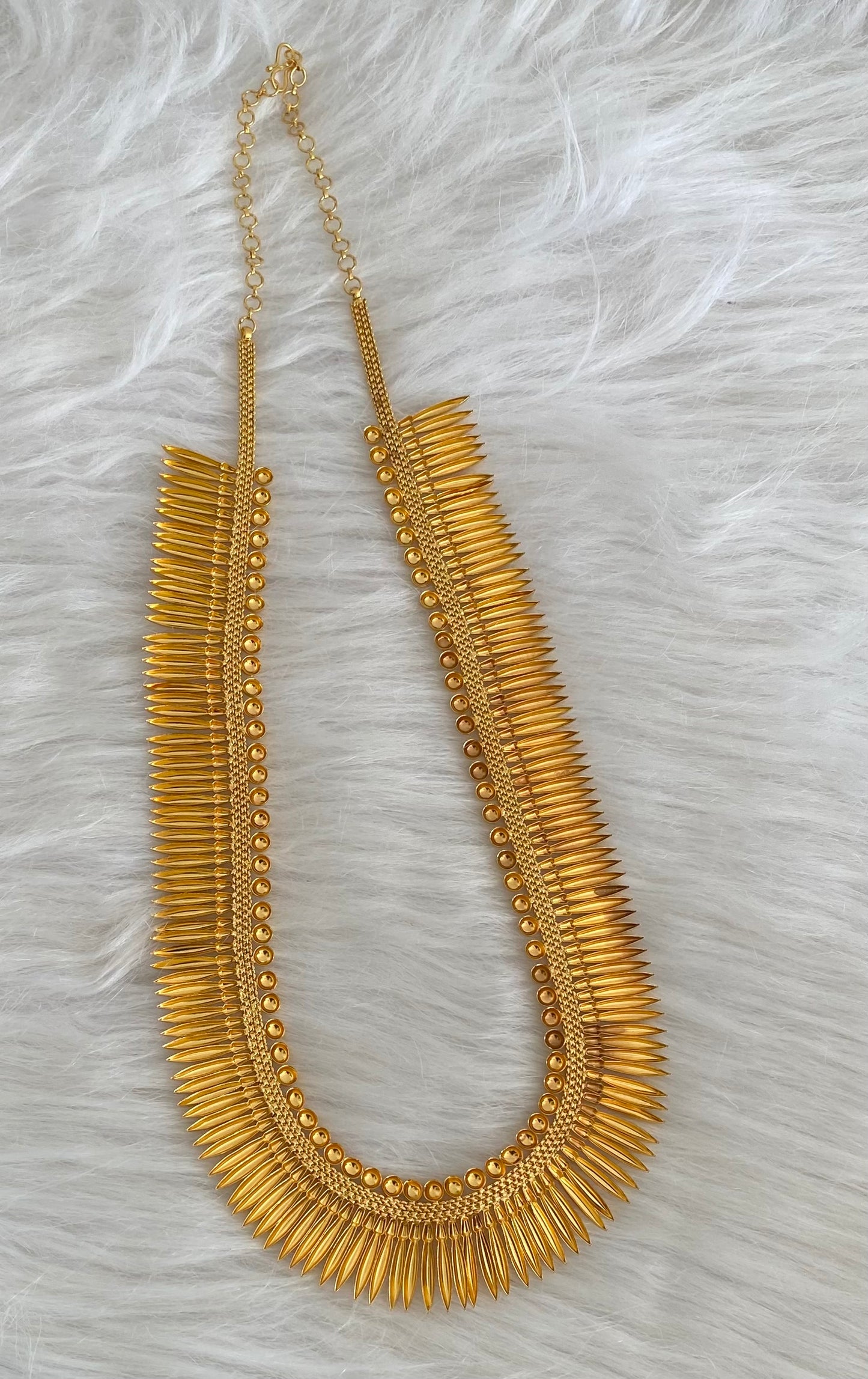 Gold tone kerala style mulla mottu haar dj-54528