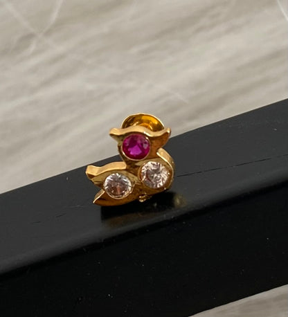 Gold tone pink-white stone small swan nose pin dj-53731