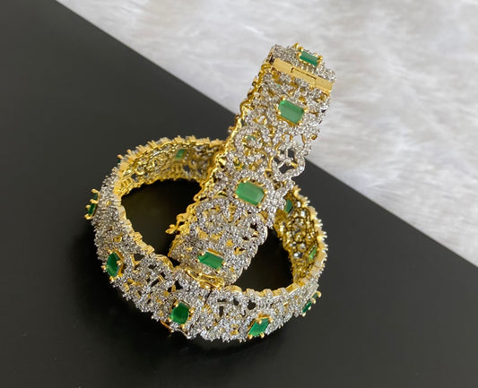 Two tone cz-emerald block stone openable bangles(2.8) dj-53477