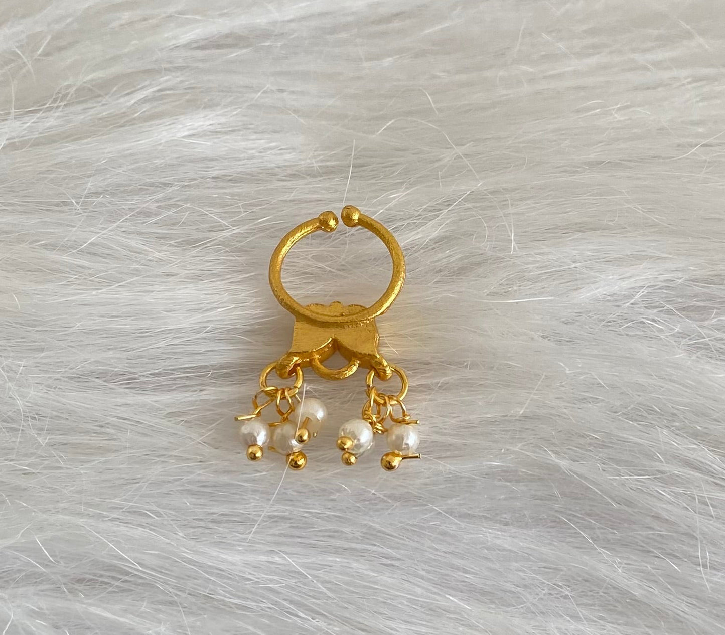 Gold tone kundan jadau white stone pearl nose pin/bulakku dj-53808