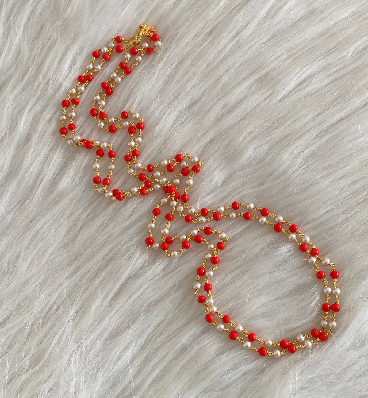 Gold tone double layer coral-pearl chain dj-54977