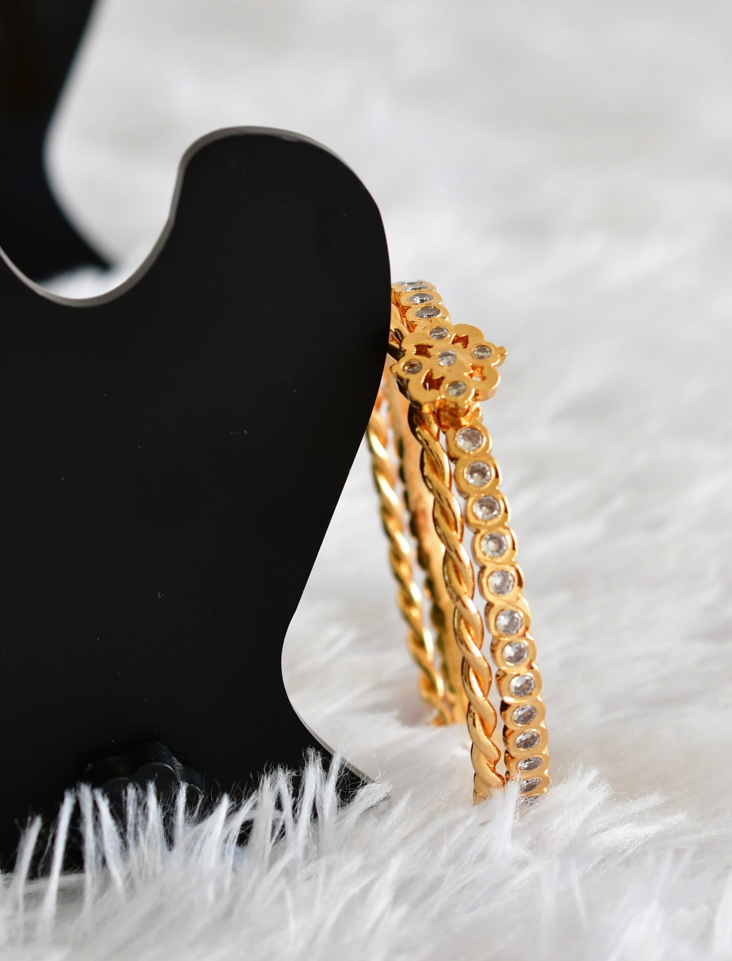 Gold tone AD white flower 2 pc bangle set (2.4) dj-51788