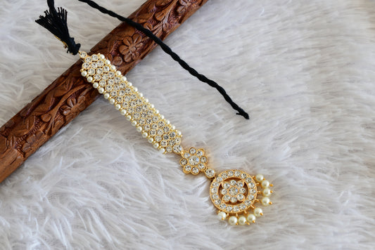 Gold tone AD white pearl round tikka dj-52524