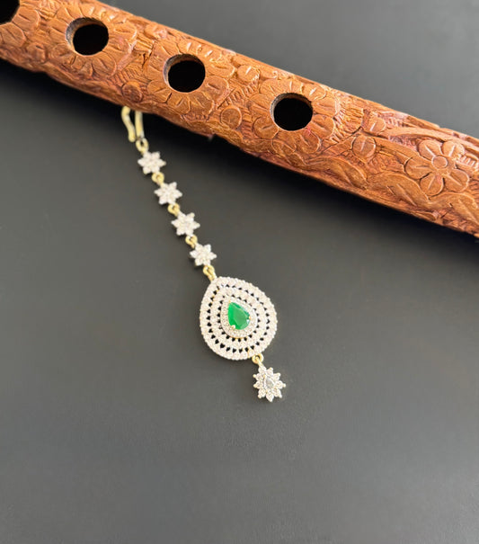 Two tone cz-green thilak stone tikka dj-51371
