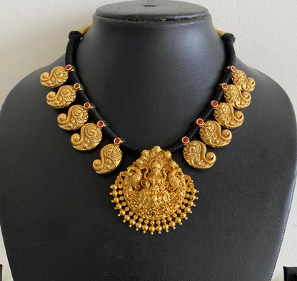 Matte finish mango black thread lakshmi necklace dj-54416
