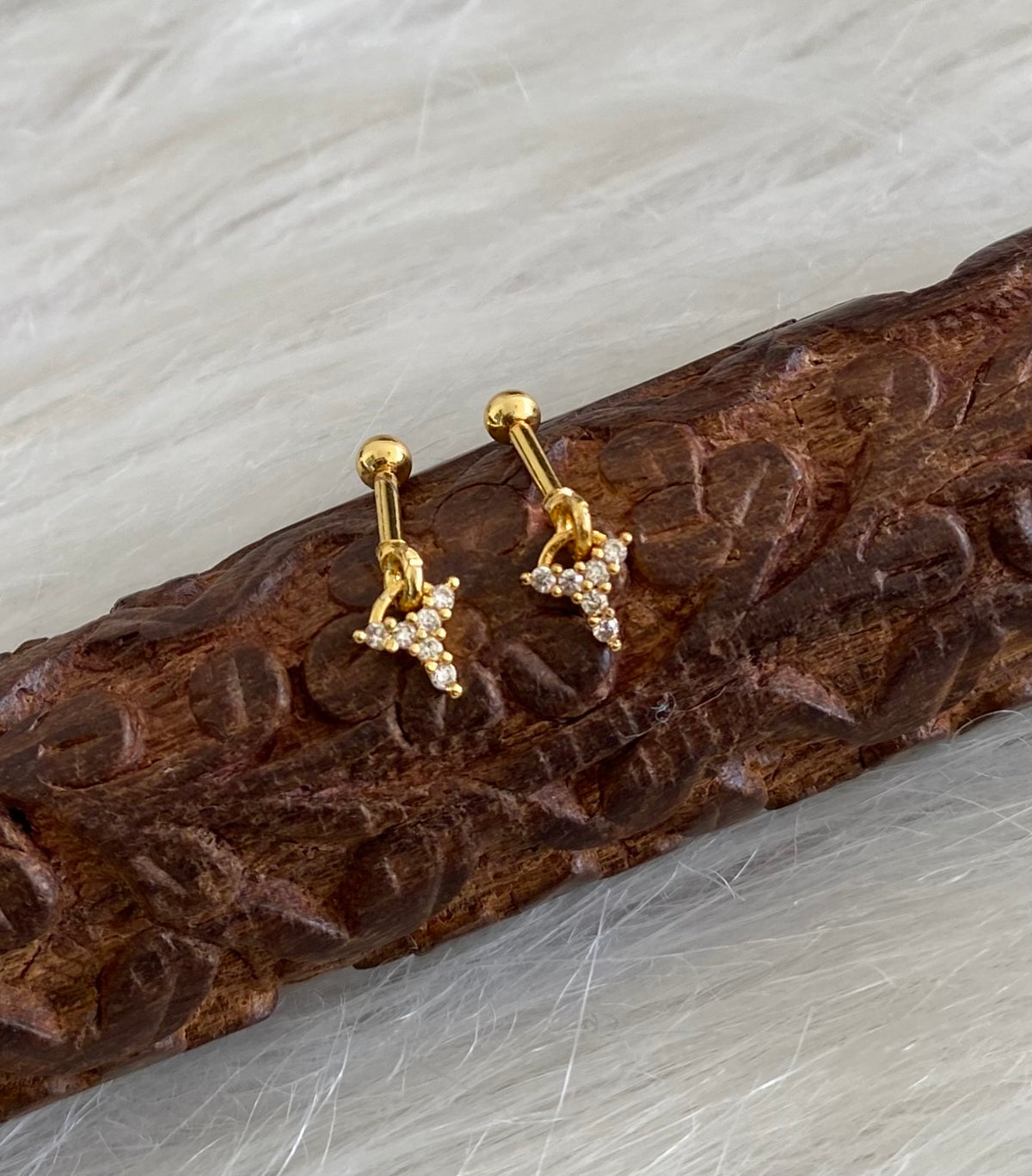 Gold tone cz white stone bugadi screw earrings dj-55129
