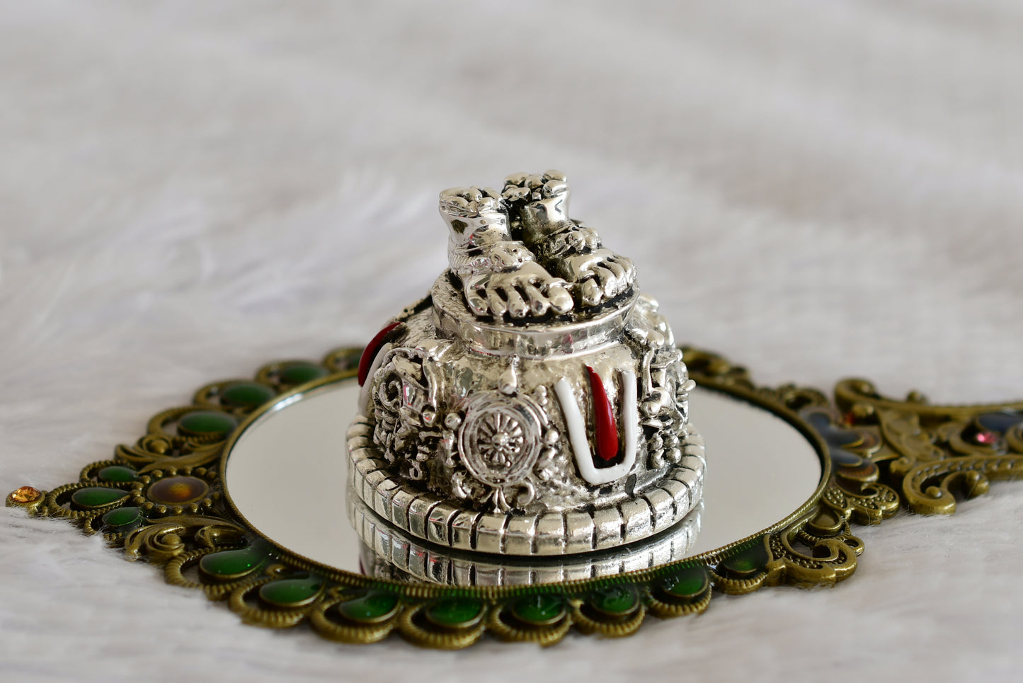 Silver tone Shri Thirumal padham dj-52328