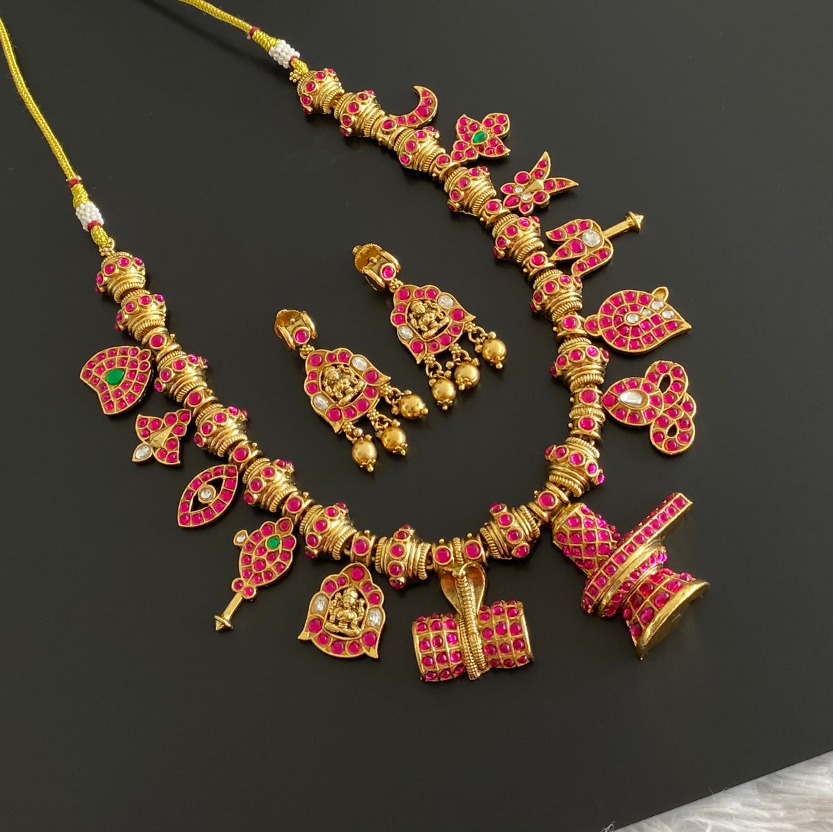 Antique gold tone Shivling kundan jadau necklace set dj-54886