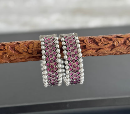 Black finish precious kemp pearl screw bangles(2.6) dj-51437