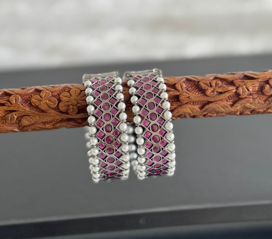 Black finish precious kemp pearl screw bangles(2.6) dj-51437