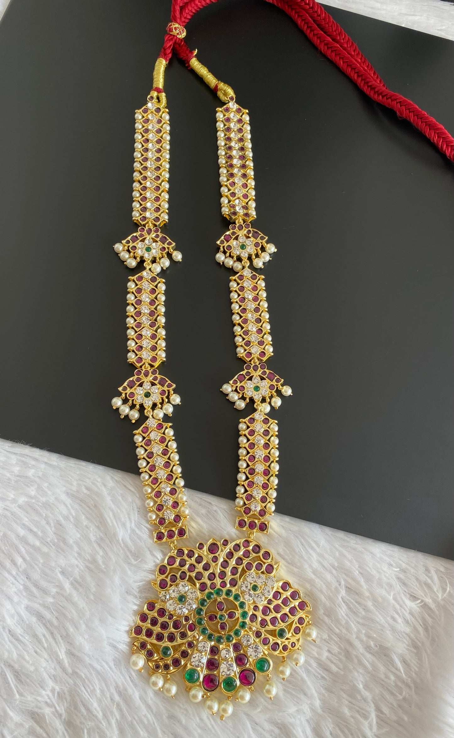 Gold tone precious kemp-green-white pearl ganda berunda haar dj-52900