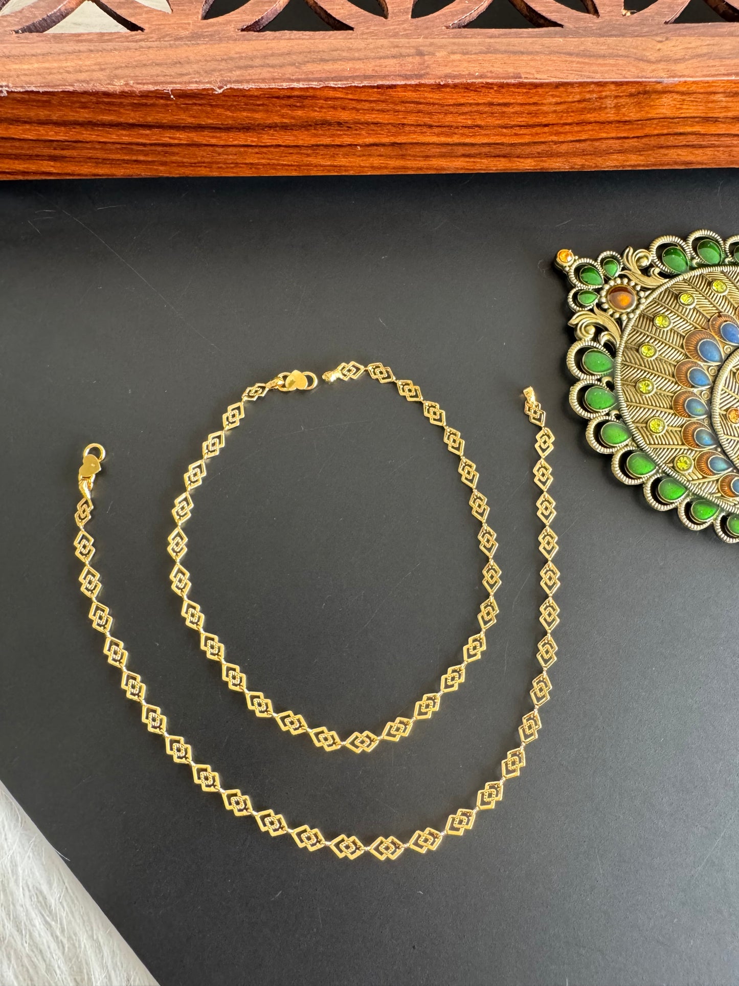 Gold tone 10.5 inches anklets dj-51295