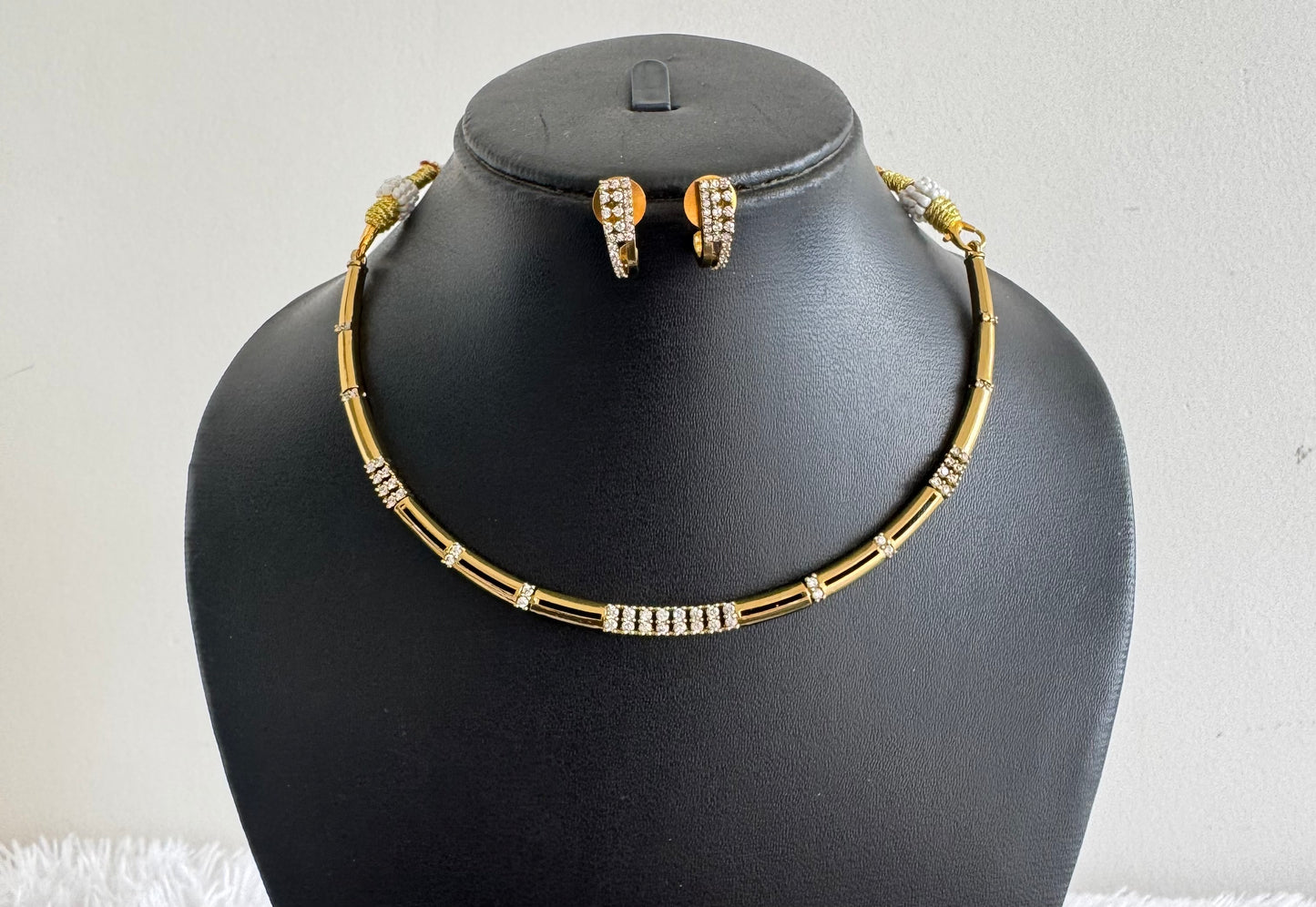 Antique gold tone cz white kanti necklace set dj-52120