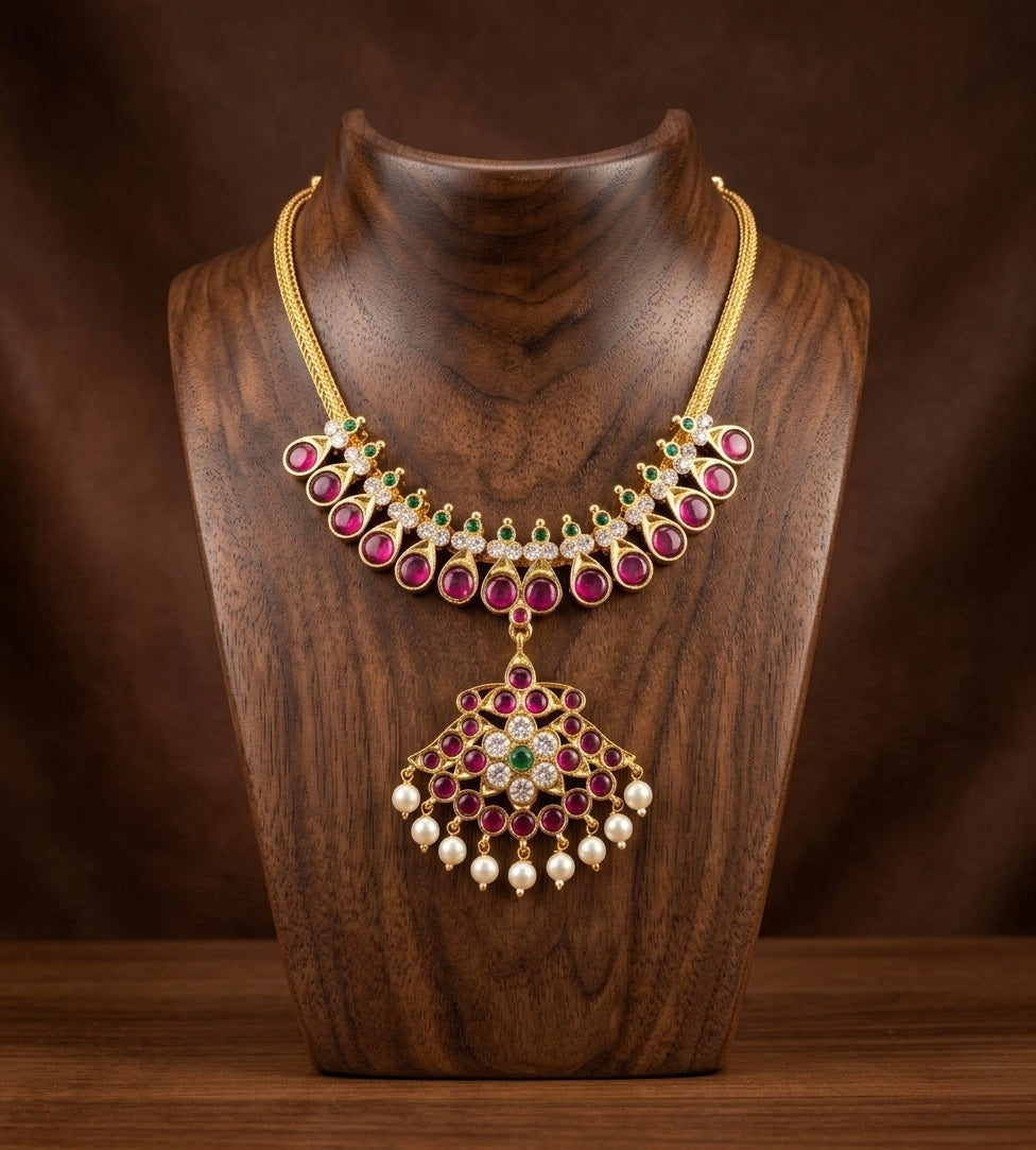 Gold tone precious kemp-green-white pearl necklace dj-53231