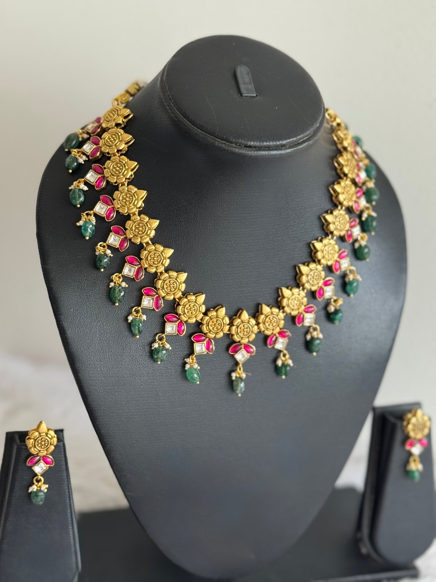 Matte finish pink-green kundan jadau beaded flower necklace set dj-51546